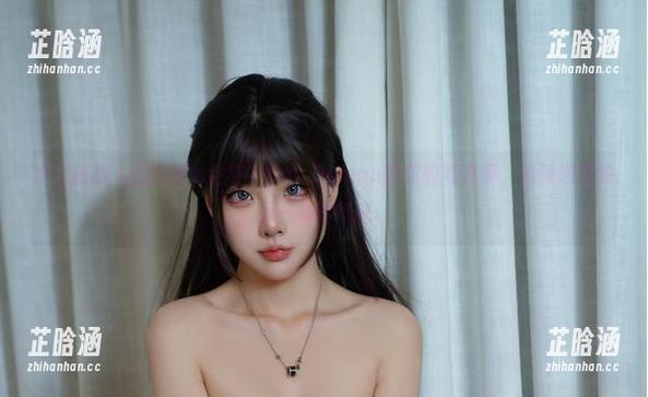 Cat Demon喵崽 水泳部新人怎么辣么会穿?Cat Demon喵崽的写真里,隐隐透露着不一样的气息。
